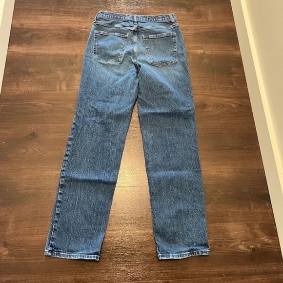 Universal Thread High Rise 90's Straight Leg Jeans - Picture 3 of 8